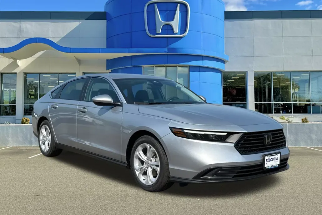2025 Honda Accord 1.5T LX photo 1