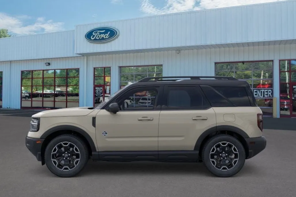2025 Ford Bronco Sport Outer Banks photo 1