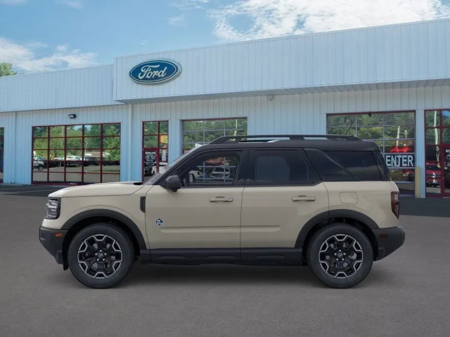 2025 Ford Bronco Sport Outer Banks photo 1
