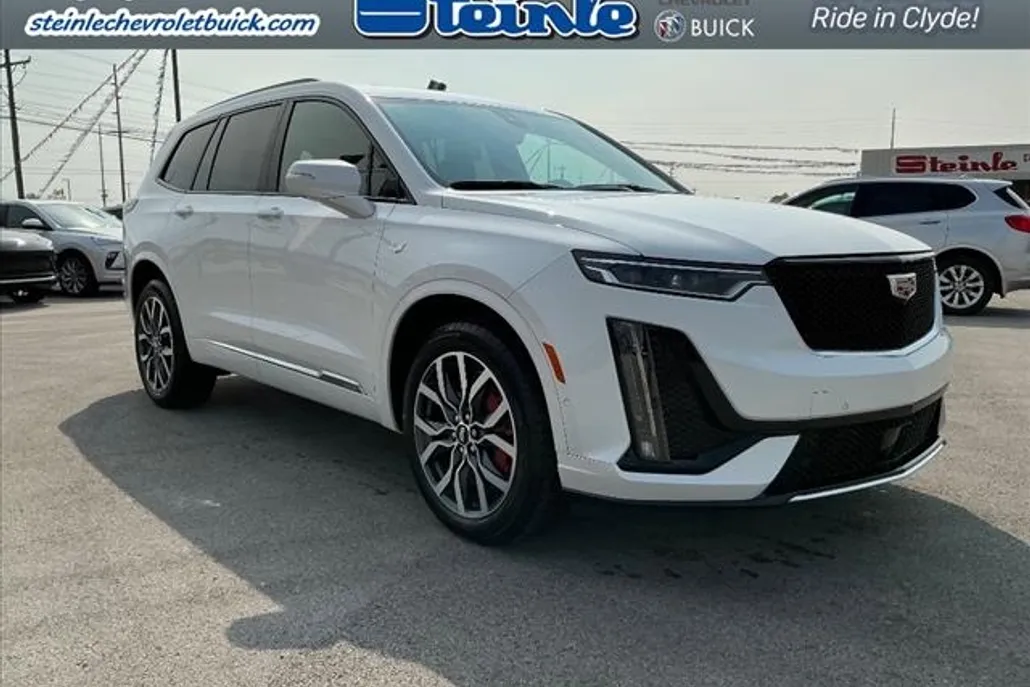 2024 Cadillac XT6 Sport photo 1