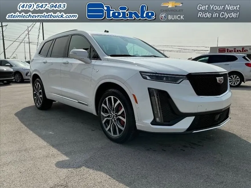 2024 Cadillac XT6 Sport photo 1