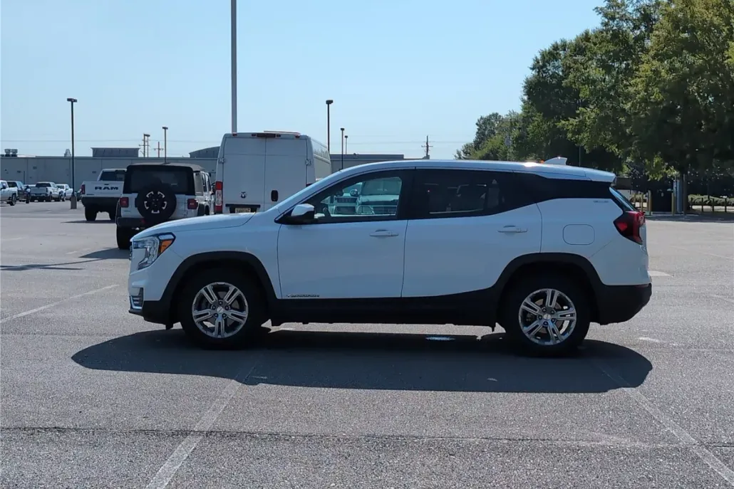 2022 Gmc Terrain SLE photo 1