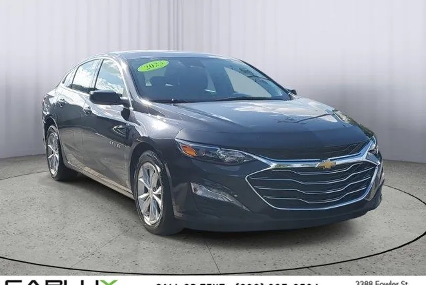 2023 Chevrolet Malibu 1LT photo 1