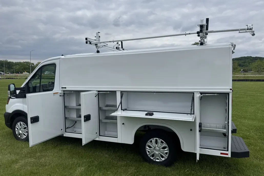 2024 Ford Transit Cutaway photo 1
