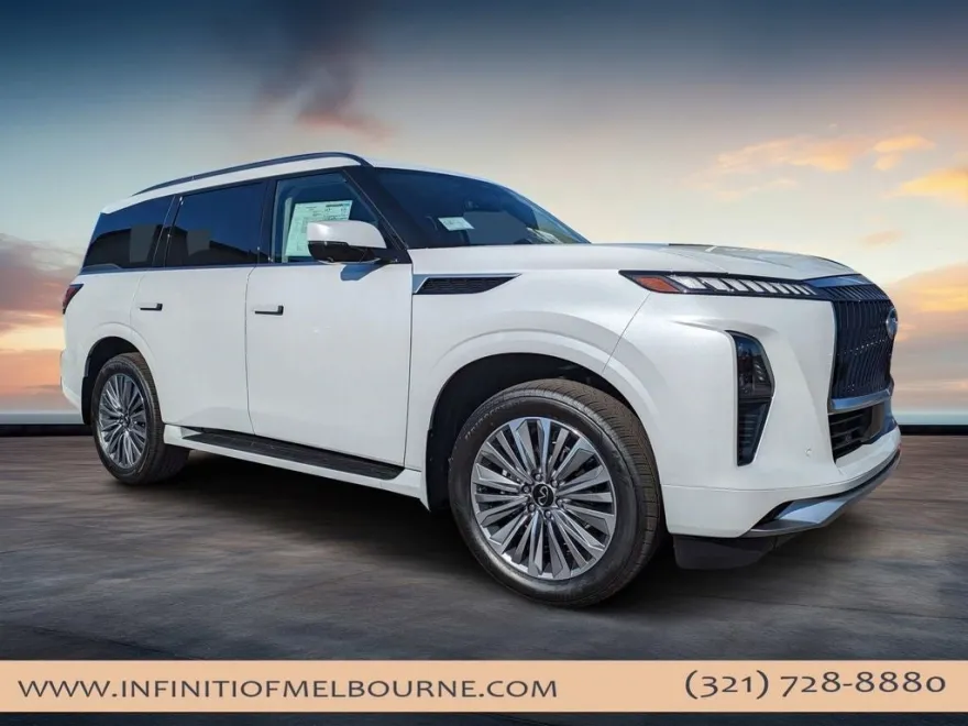 2025 Infiniti QX80 Luxe photo 1