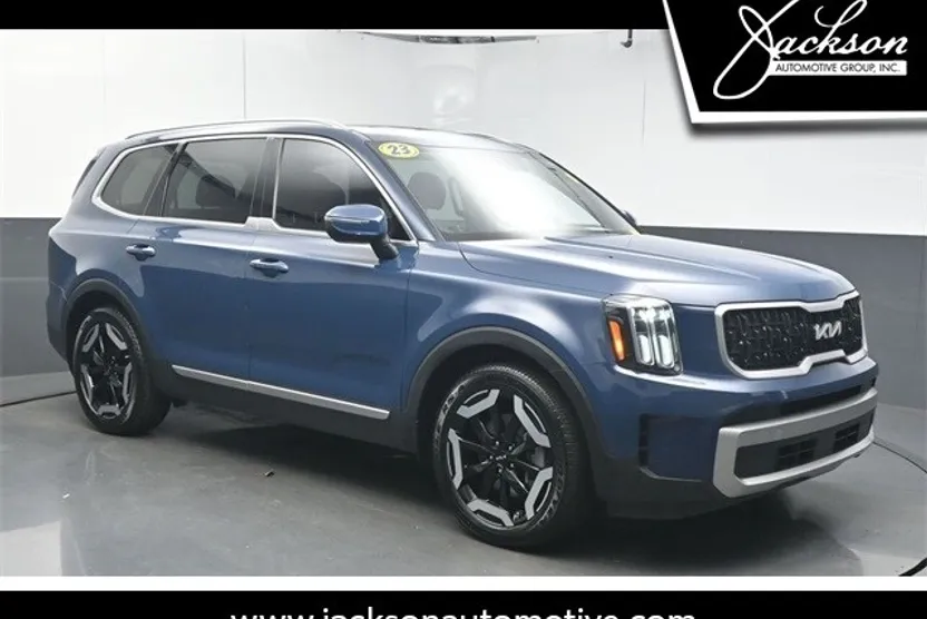 2023 Kia Telluride EX photo 1