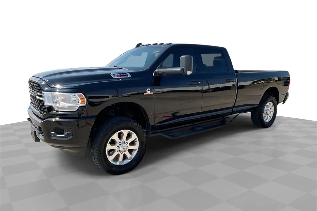 2022 Ram 3500 Lone Star photo 1