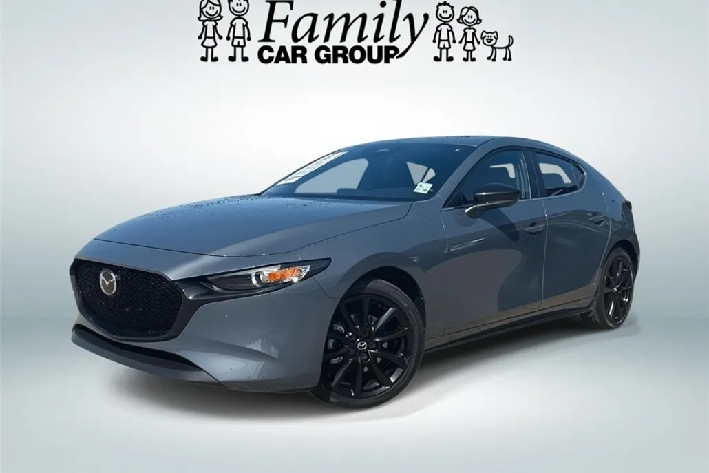 2025 Mazda Mazda3 Hatchback 2.5 s Carbon photo 1