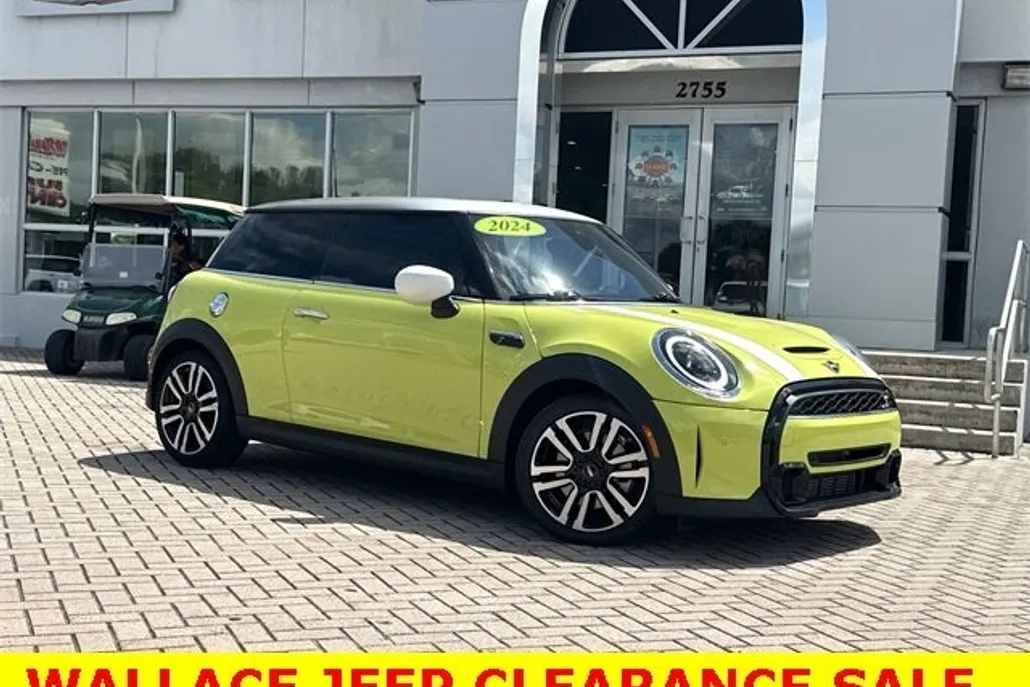 2024 Mini Cooper 2 Door Hardtop S photo 1