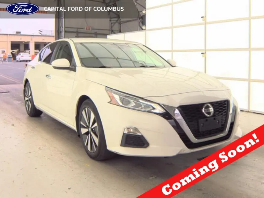 2022 Nissan Altima 2.5 SV photo 1