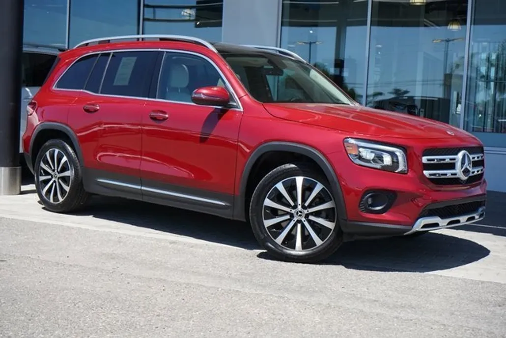 2022 Mercedes Benz GLB 250 photo 1