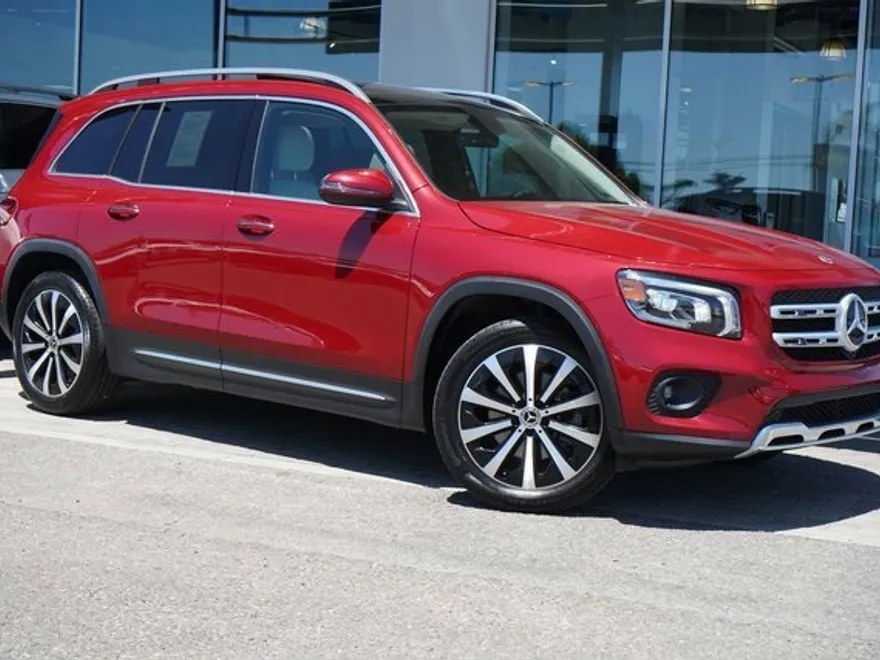 2022 Mercedes Benz GLB 250 photo 1