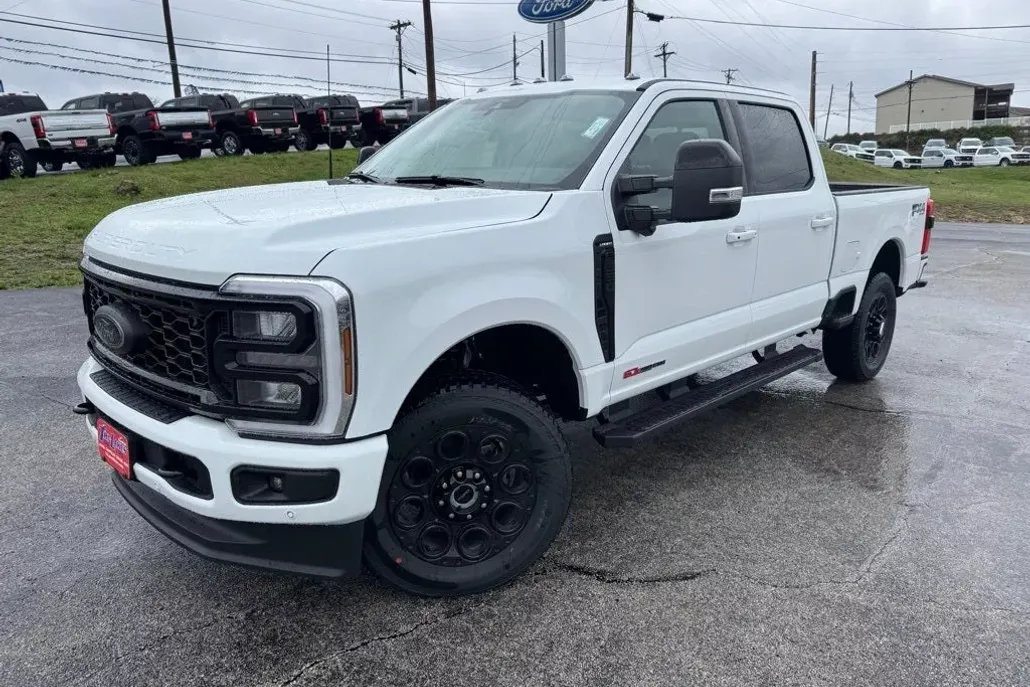 2025 Ford F-350 photo 1