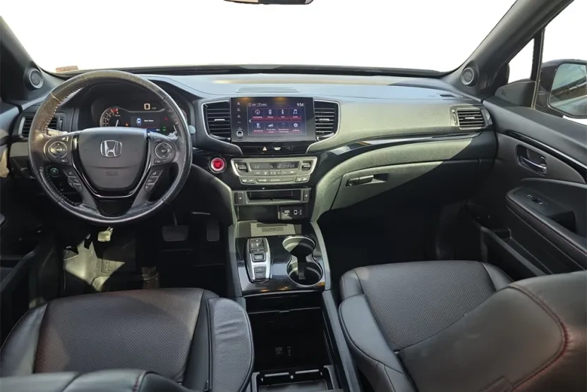 2023 Honda Ridgeline Black Edition photo 1
