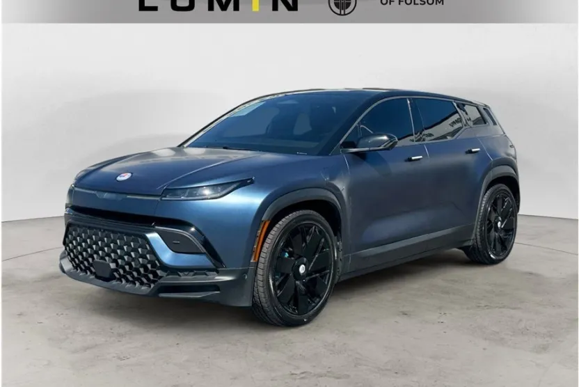 2023 Fisker Ocean photo 1