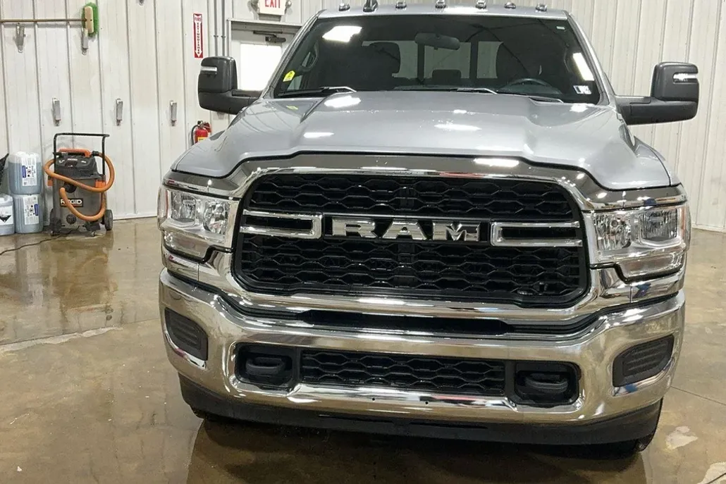 2024 Ram 2500 Tradesman photo 1