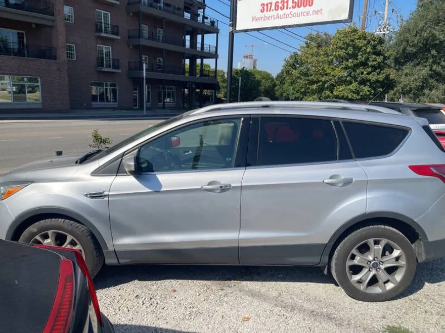 2016 Ford Escape Titanium photo 1