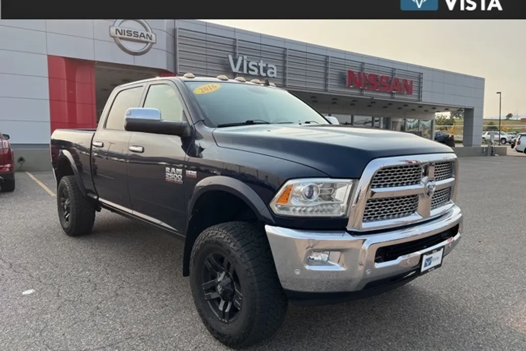 2016 Ram 2500 Laramie photo 1