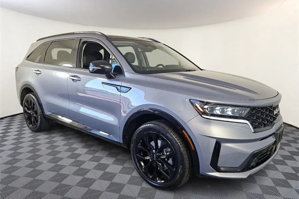2022 Kia Sorento SX photo 1