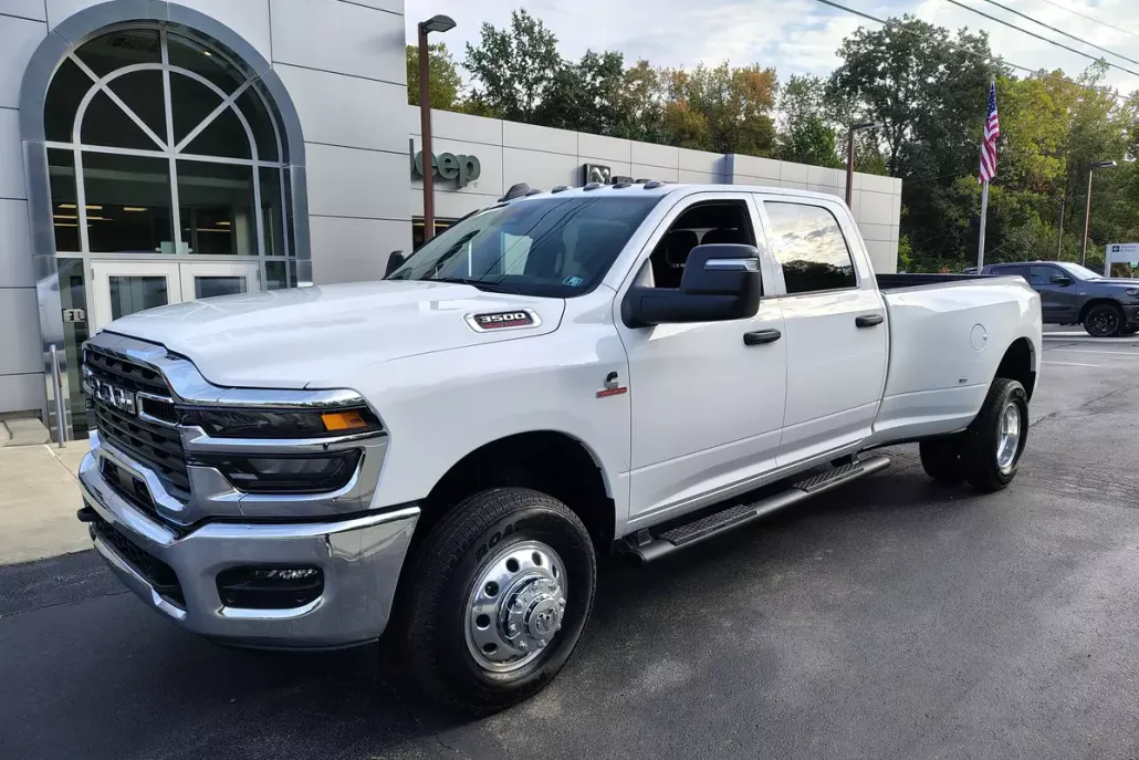 2026 Ram 3500 Tradesman photo 1