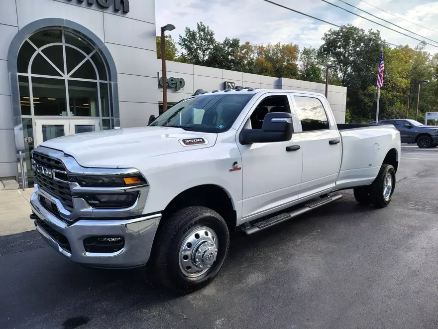 2026 Ram 3500 Tradesman photo 1