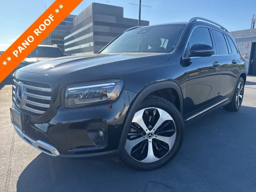 2024 Mercedes Benz GLB 250 4MATIC photo 1