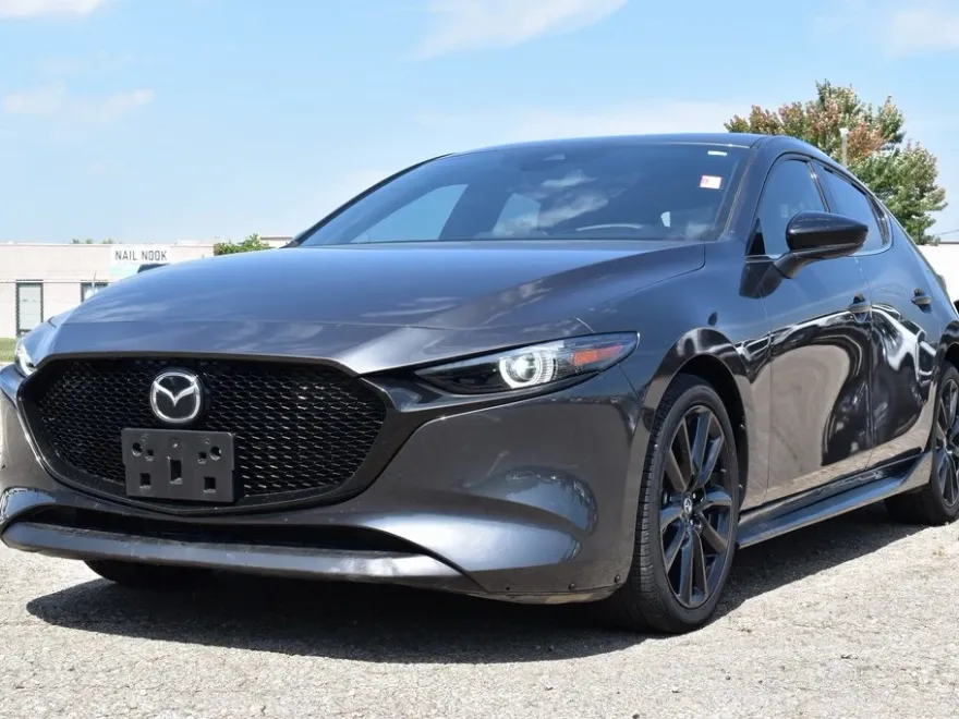 2022 Mazda Mazda3 Premium photo 1