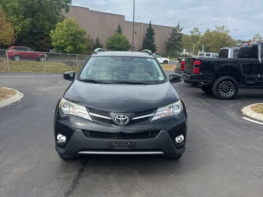 2013 Toyota RAV4 Limited photo 1