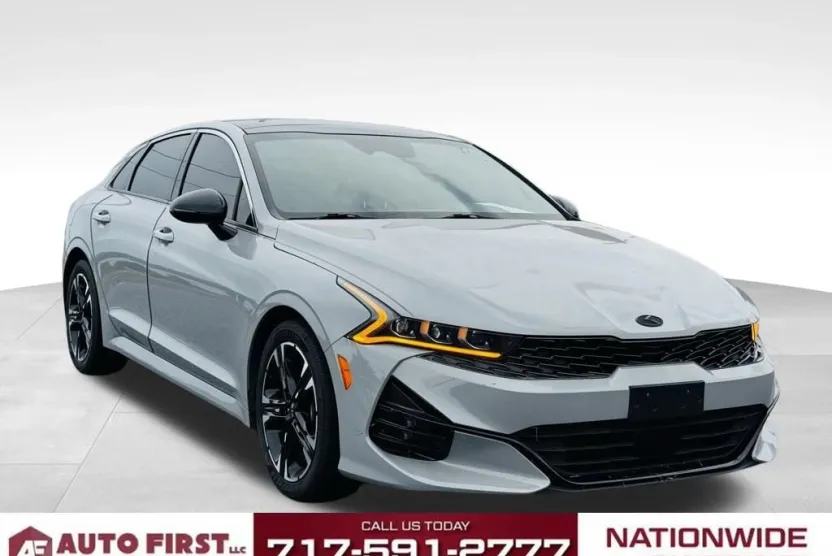 2021 Kia K5 GT-Line photo 1