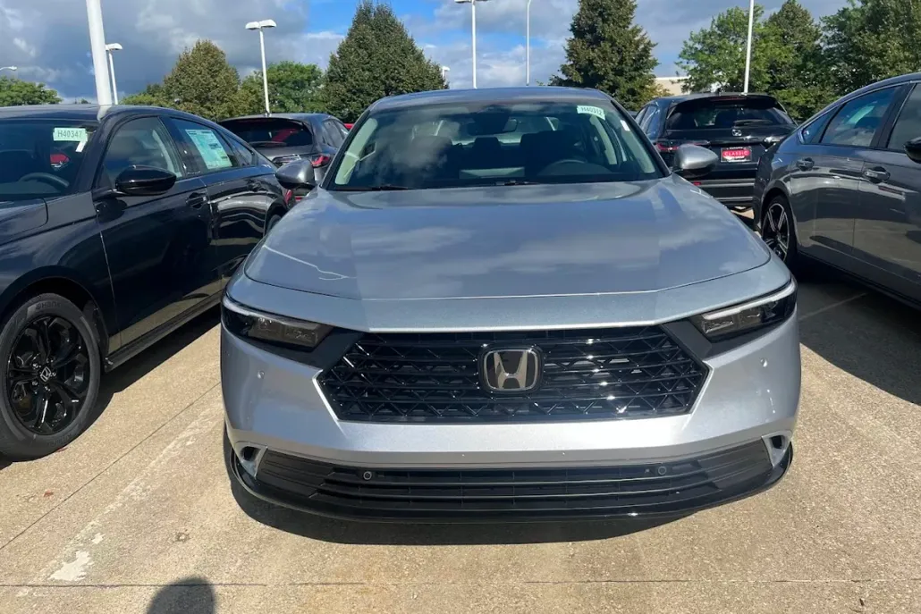 2025 Honda Accord Hybrid EX-L photo 1