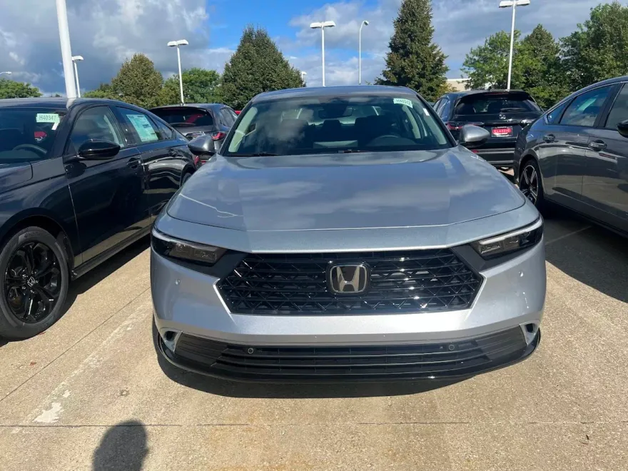 2025 Honda Accord Hybrid EX-L photo 1
