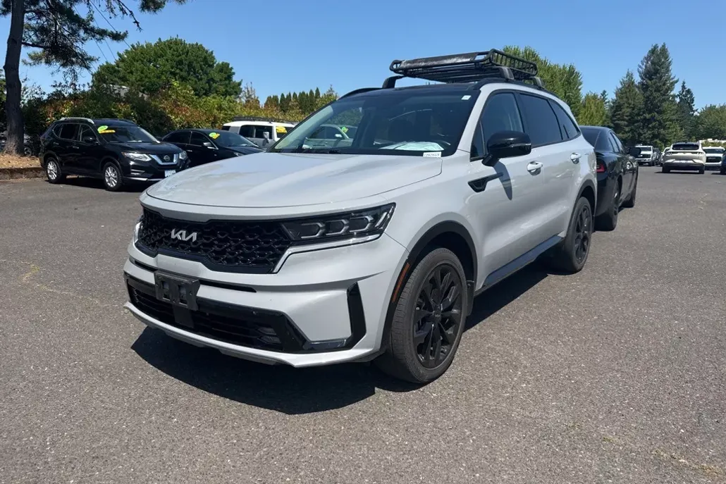 2022 Kia Sorento SX photo 1
