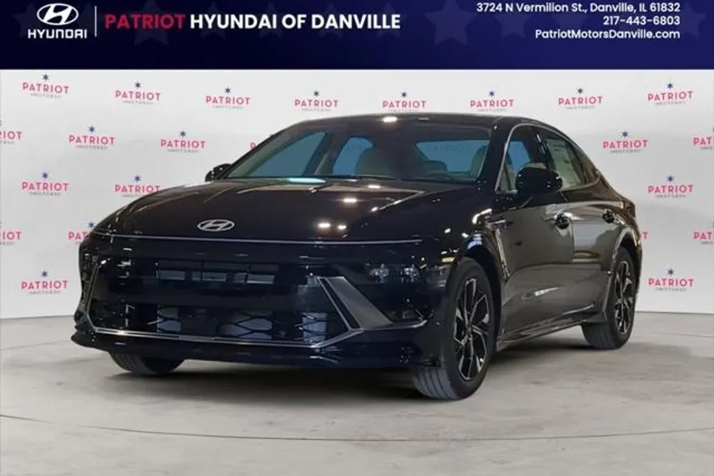 2025 Hyundai Sonata SEL photo 1