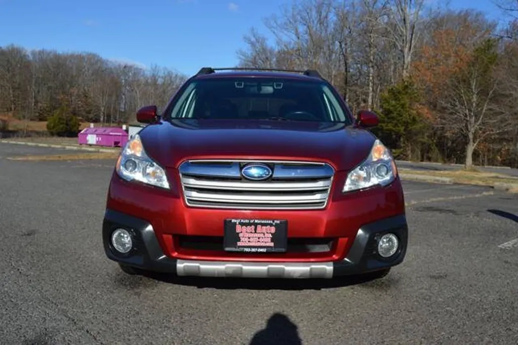 2013 Subaru Outback 2.5i Limited photo 1