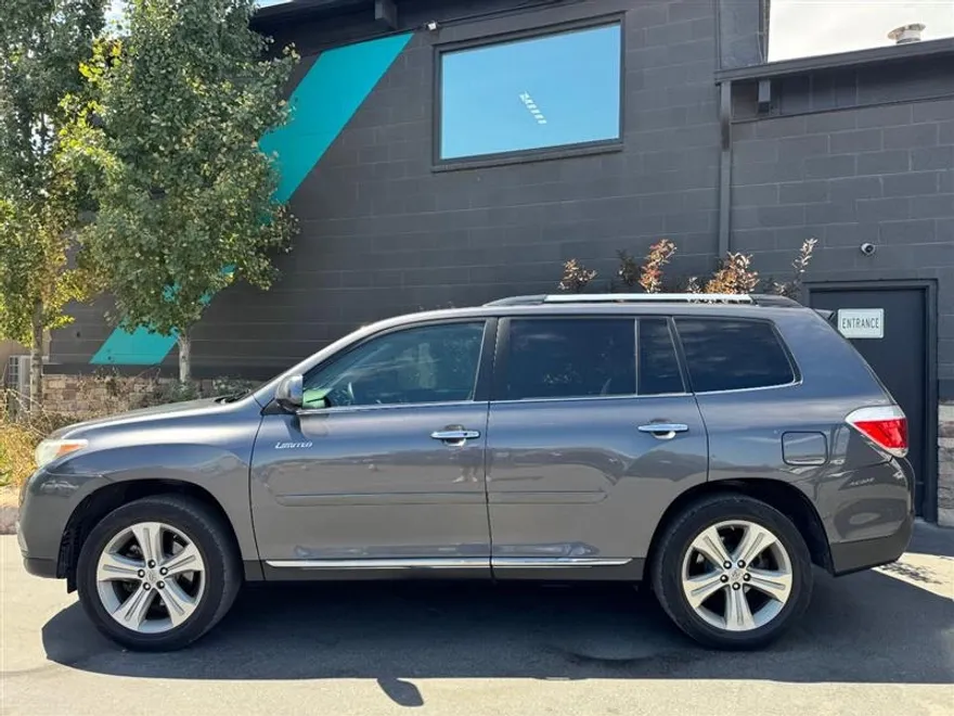 2012 Toyota Highlander Limited photo 1