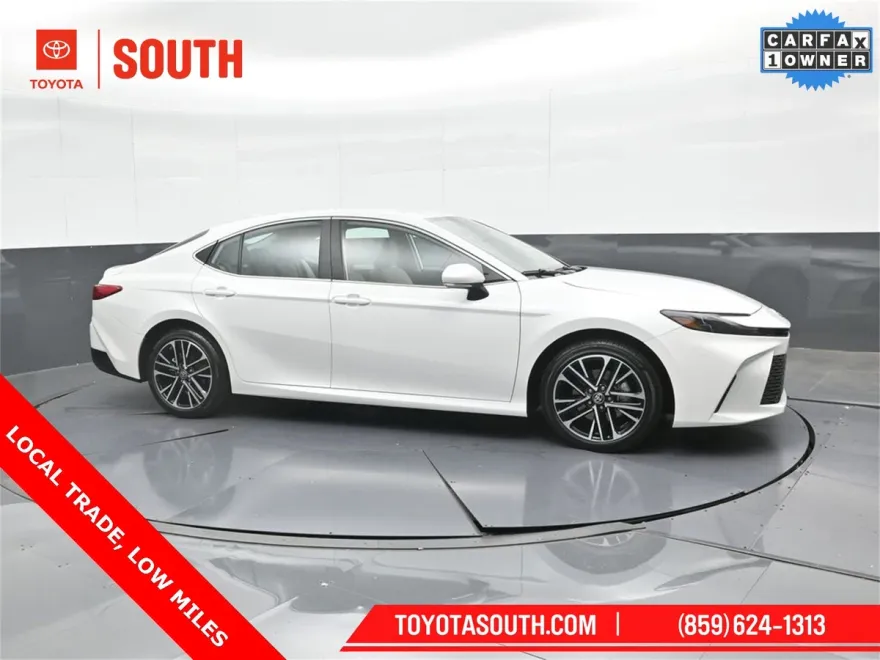 2025 Toyota Camry XLE photo 1