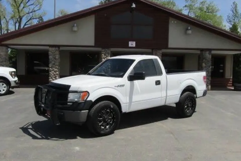 2013 Ford F-150 XL photo 1