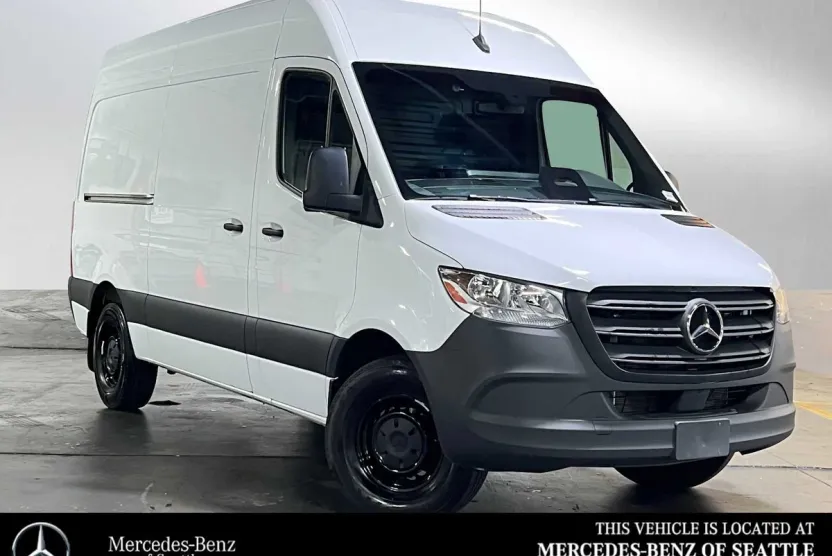 2025 Mercedes Benz Sprinter 2500 Standard Roof photo 1
