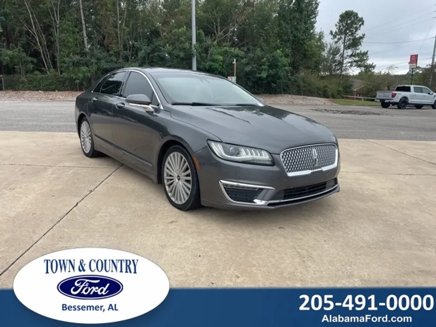 2017 Lincoln MKZ Reserve photo 1