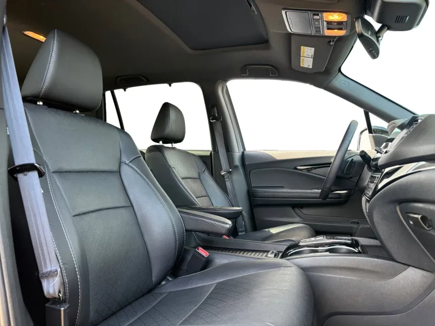 2022 Honda Passport Elite photo 1