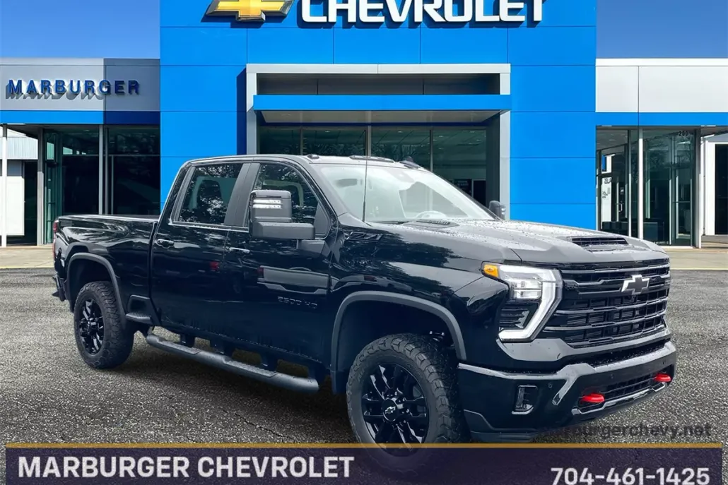 2025 Chevrolet Silverado 2500HD LT photo 1