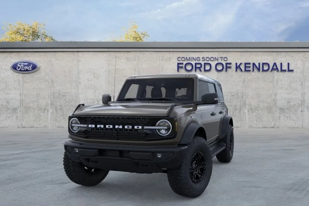 2025 Ford Bronco Outer Banks photo 1