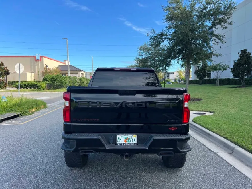 2022 Chevrolet Silverado 1500 RST photo 1
