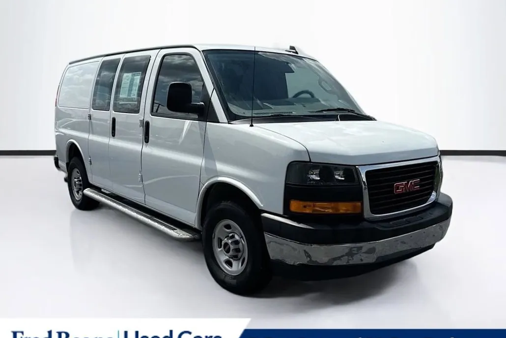 2023 Gmc Savana Cargo 2500 photo 1