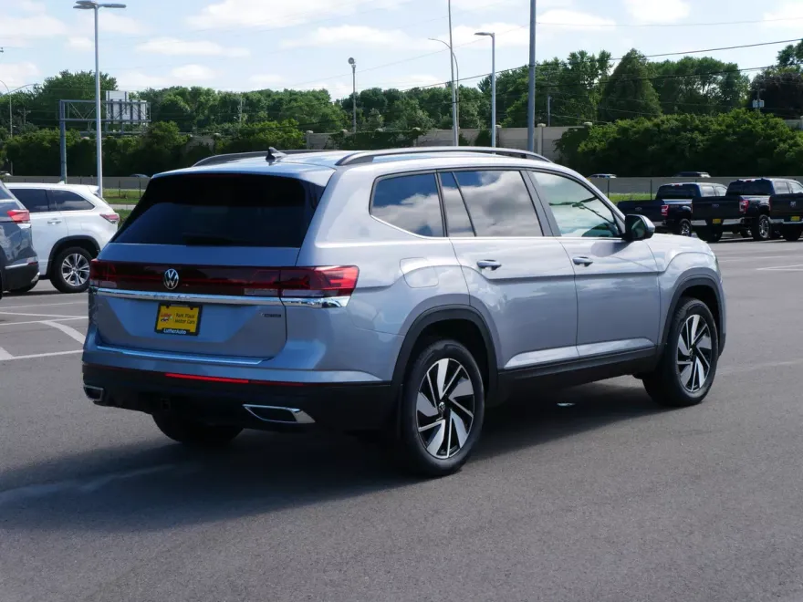 2025 Volkswagen Atlas SE Technology photo 1