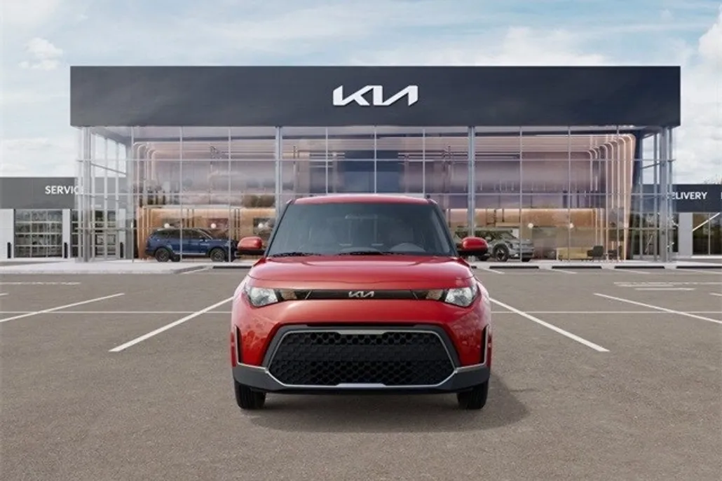 2025 Kia Soul S photo 1
