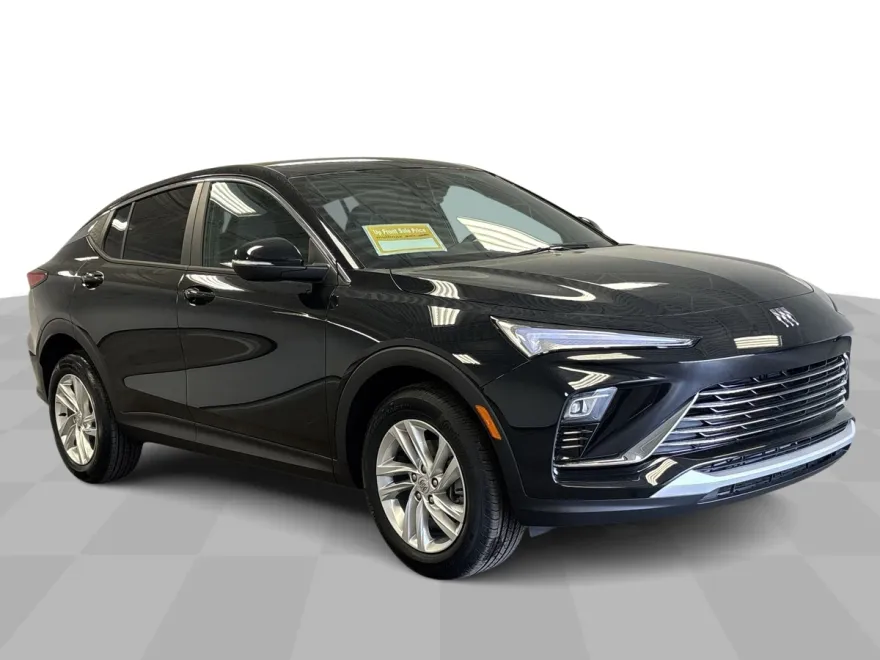 2025 Buick Envista Preferred photo 1