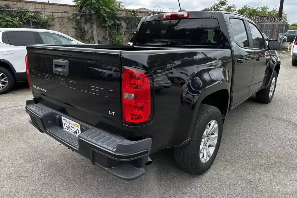 2021 Chevrolet Colorado LT photo 1