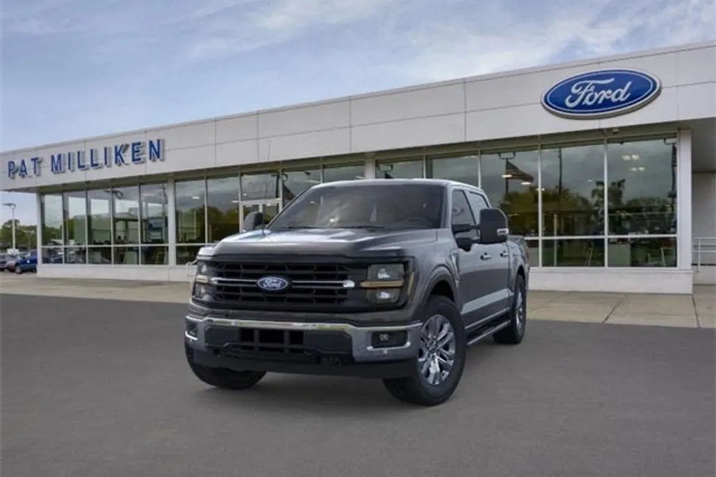 2025 Ford F-150 XLT photo 1