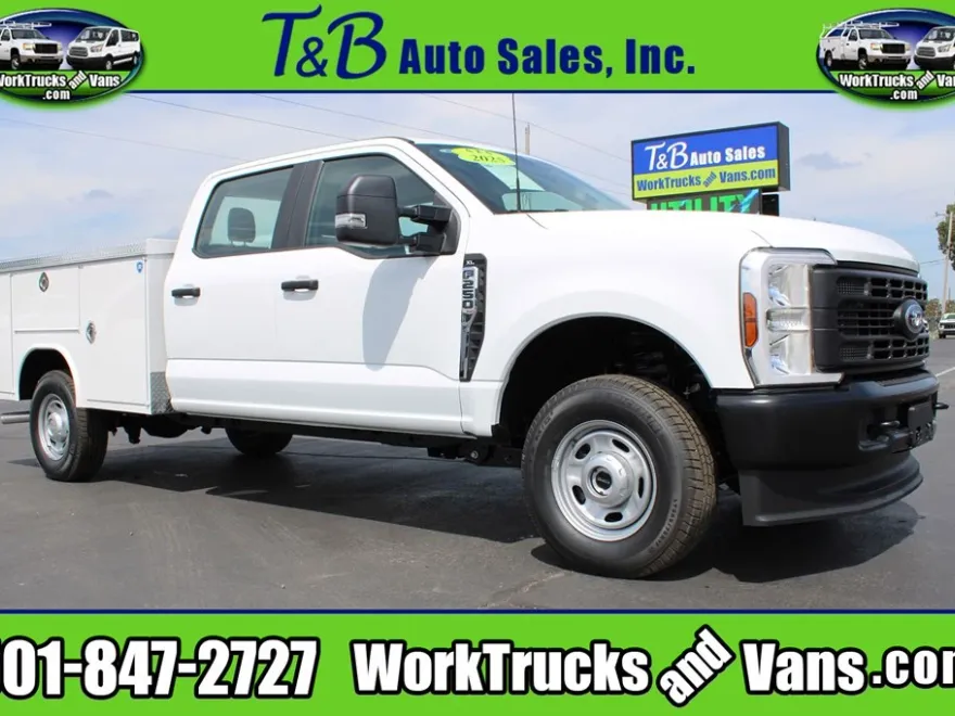 2025 Ford F-250 photo 1